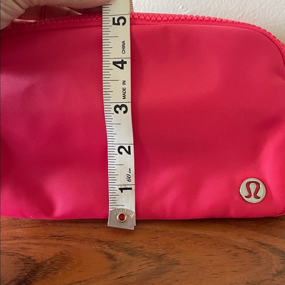 Lululemon Athletica Hot Pink Belt Bag - Picture 2 of 7